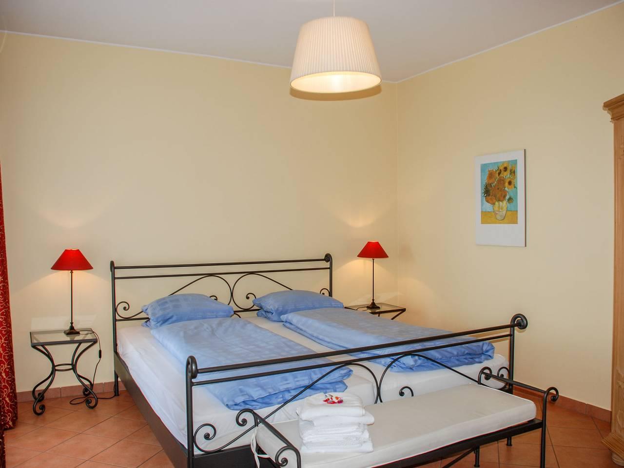 Vakantieappartement met zwembad en 2 slaapkamers en terras in Lugano, Luganomeer, Zwitserland voor 4 personen foto 18