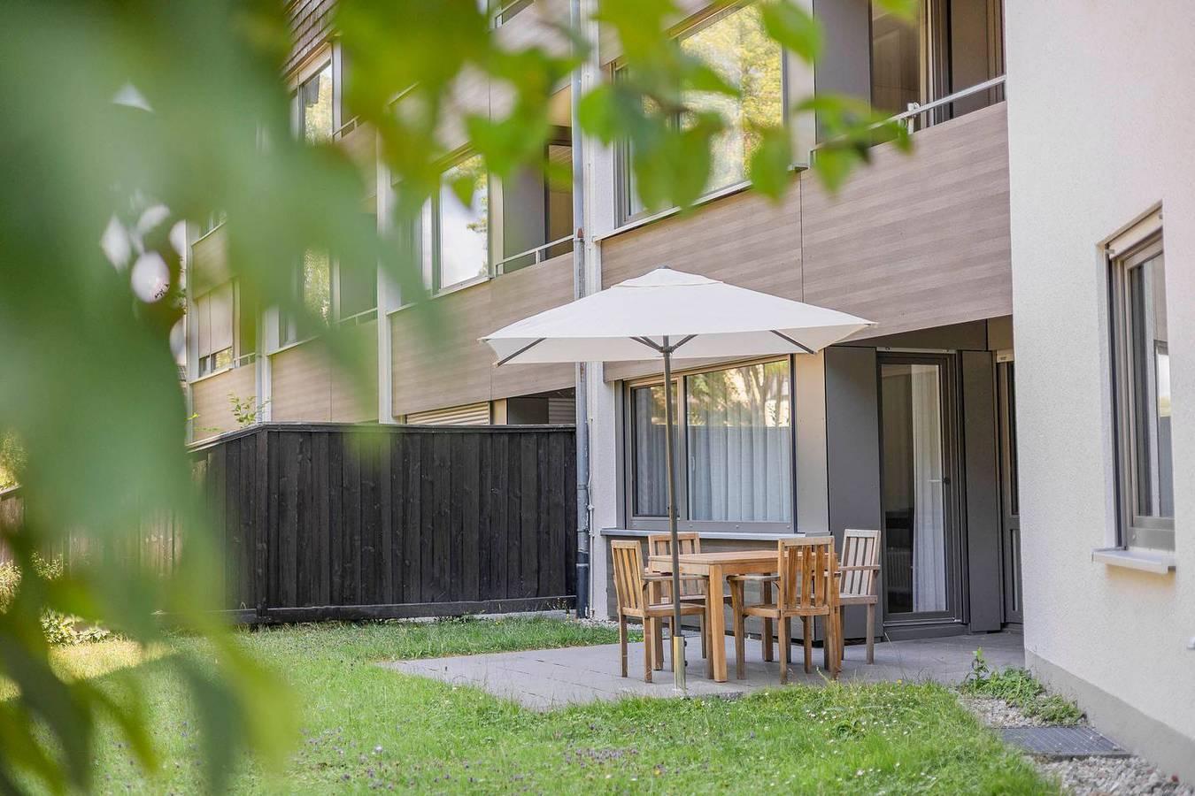Vakantieappartement met terras en 1 slaapkamer in Immenstaad am Bodensee, Duitsland voor 4 personen foto 23