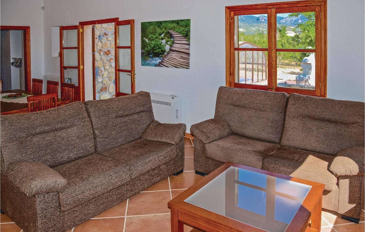 Appartement met terras aan het zwembad in Consell in Santa Maria del Cami, Mallorca Binnenland, Spanje voor 8 personen foto 23
