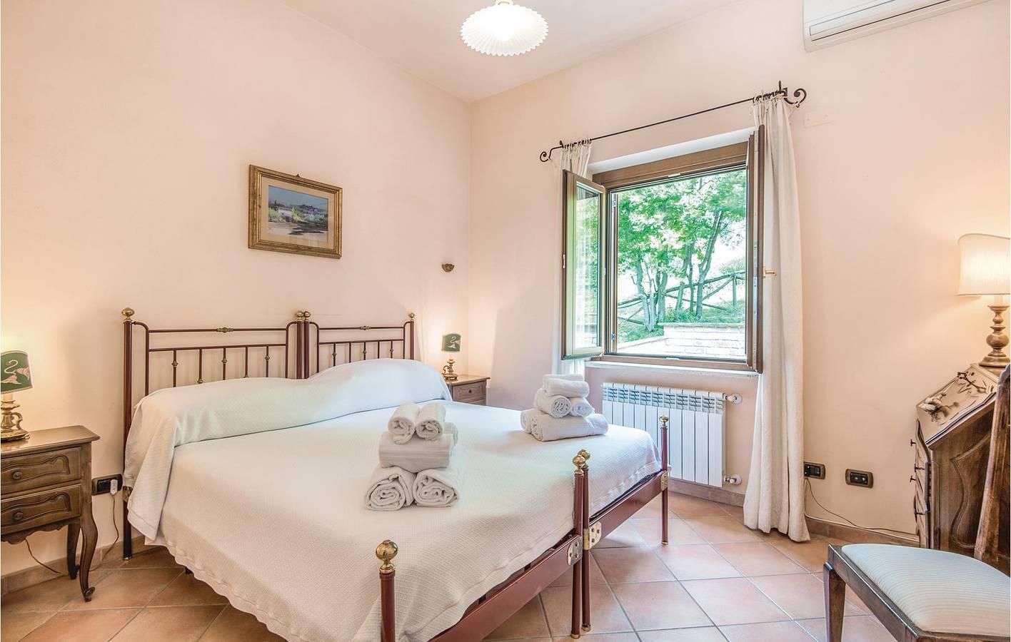 Zonnig appartement met zwembad, terras en wifi op 1,5 km in Poggio Catino, Provincie Rieti, Italië voor 8 personen foto 24