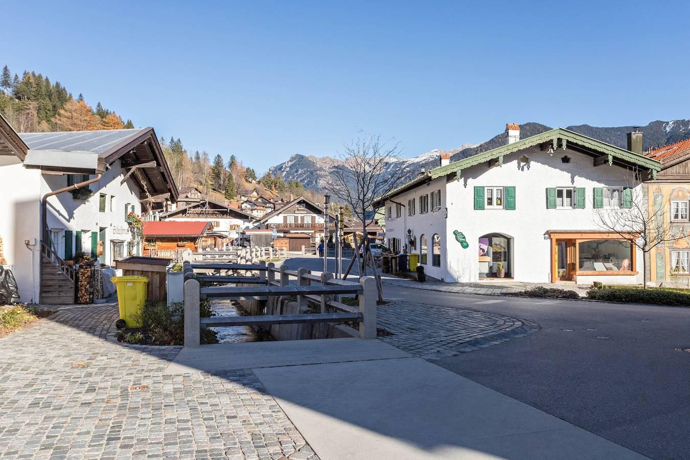 Appartement 'Bergkristall' bij de skilift in Mittenwald, Beierse Alpen, Duitsland voor 3 personen foto 23