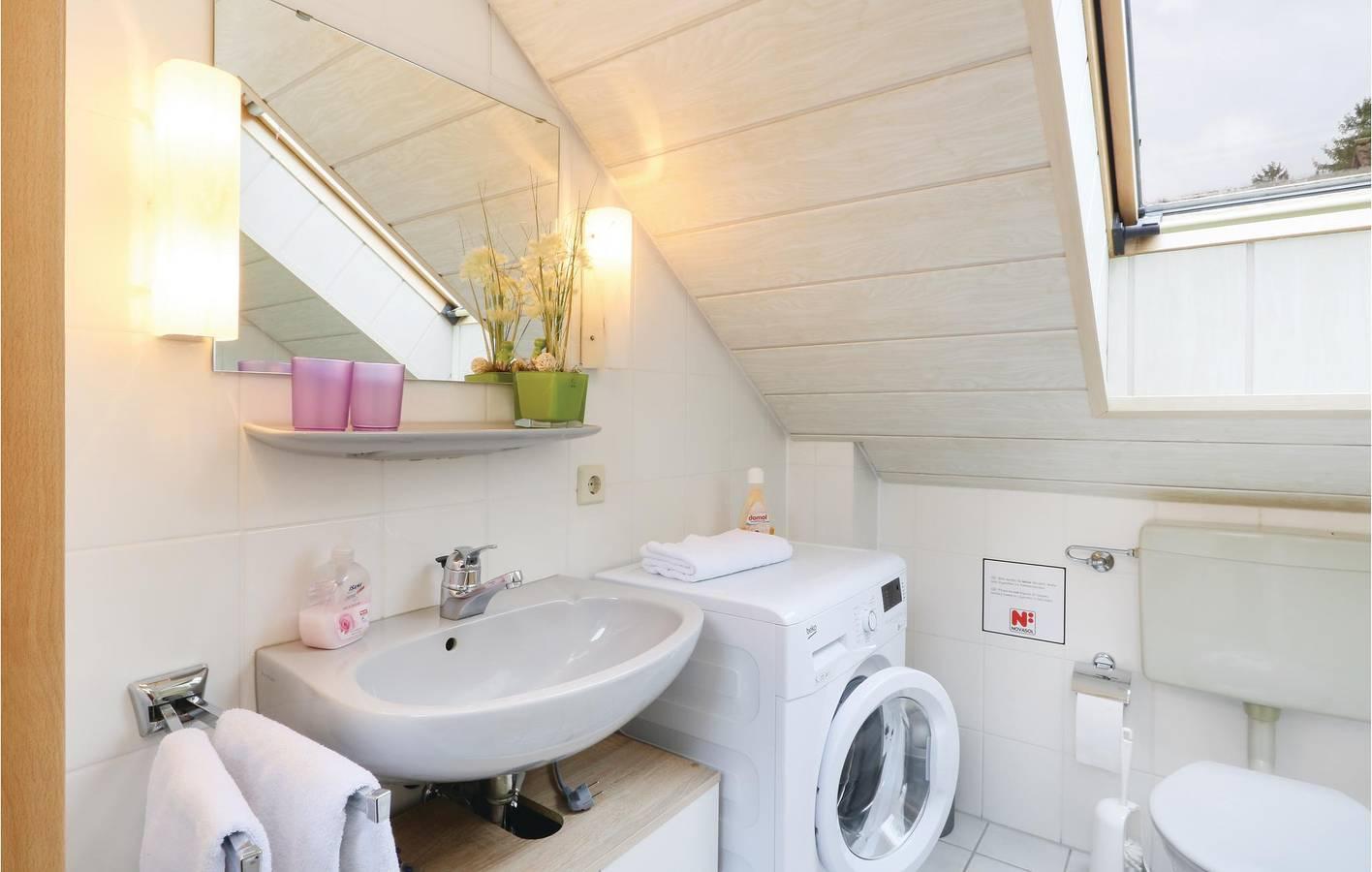 Gezellig appartement met sauna, terras en WiFi op 2 km in Kirchheim, Knüllgebergte, Duitsland voor 9 personen foto 19