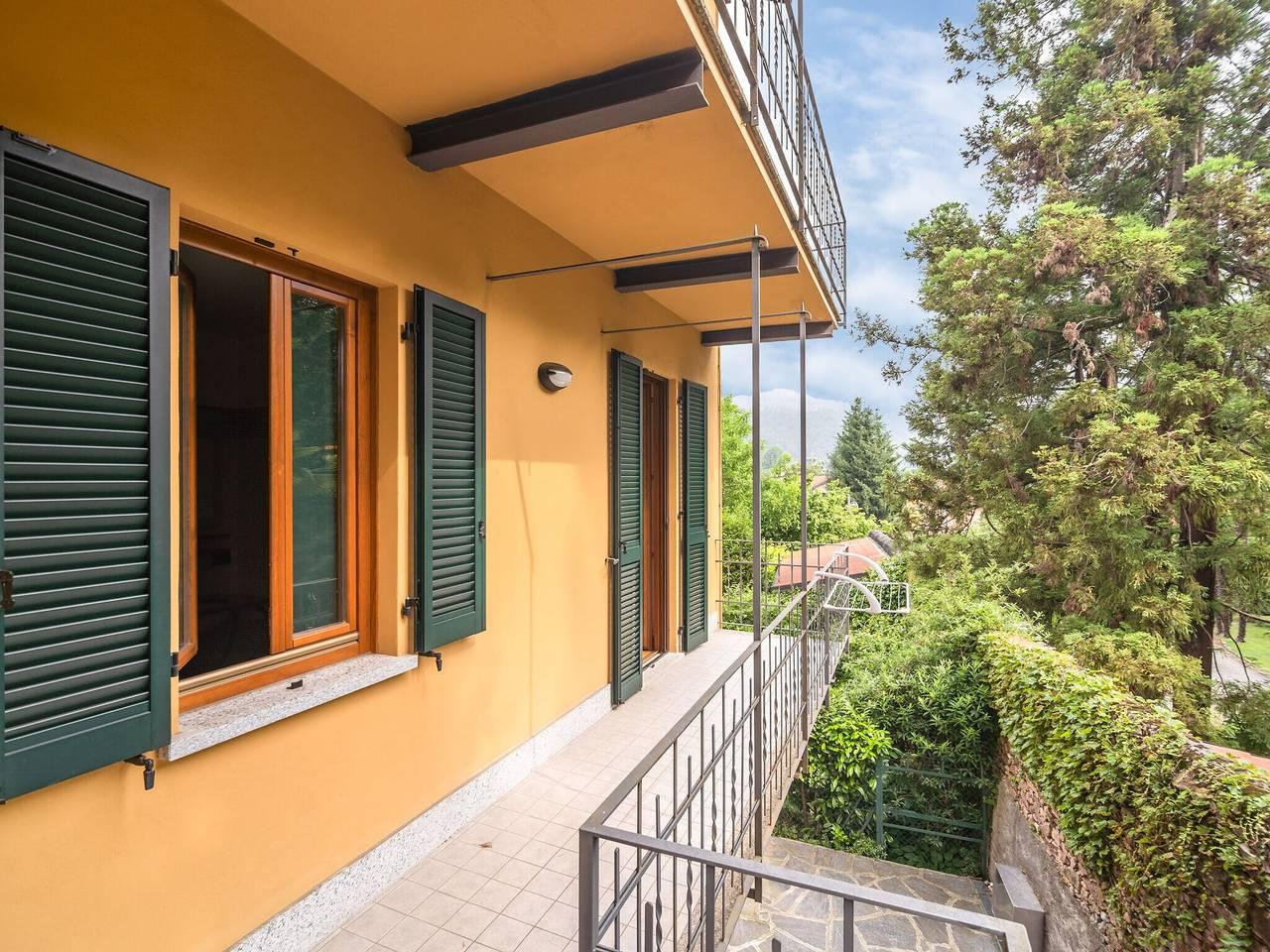 Gezellig appartement in het centrum van Meina in Meina, Gemeente Meina, Italië voor 6 personen foto 23