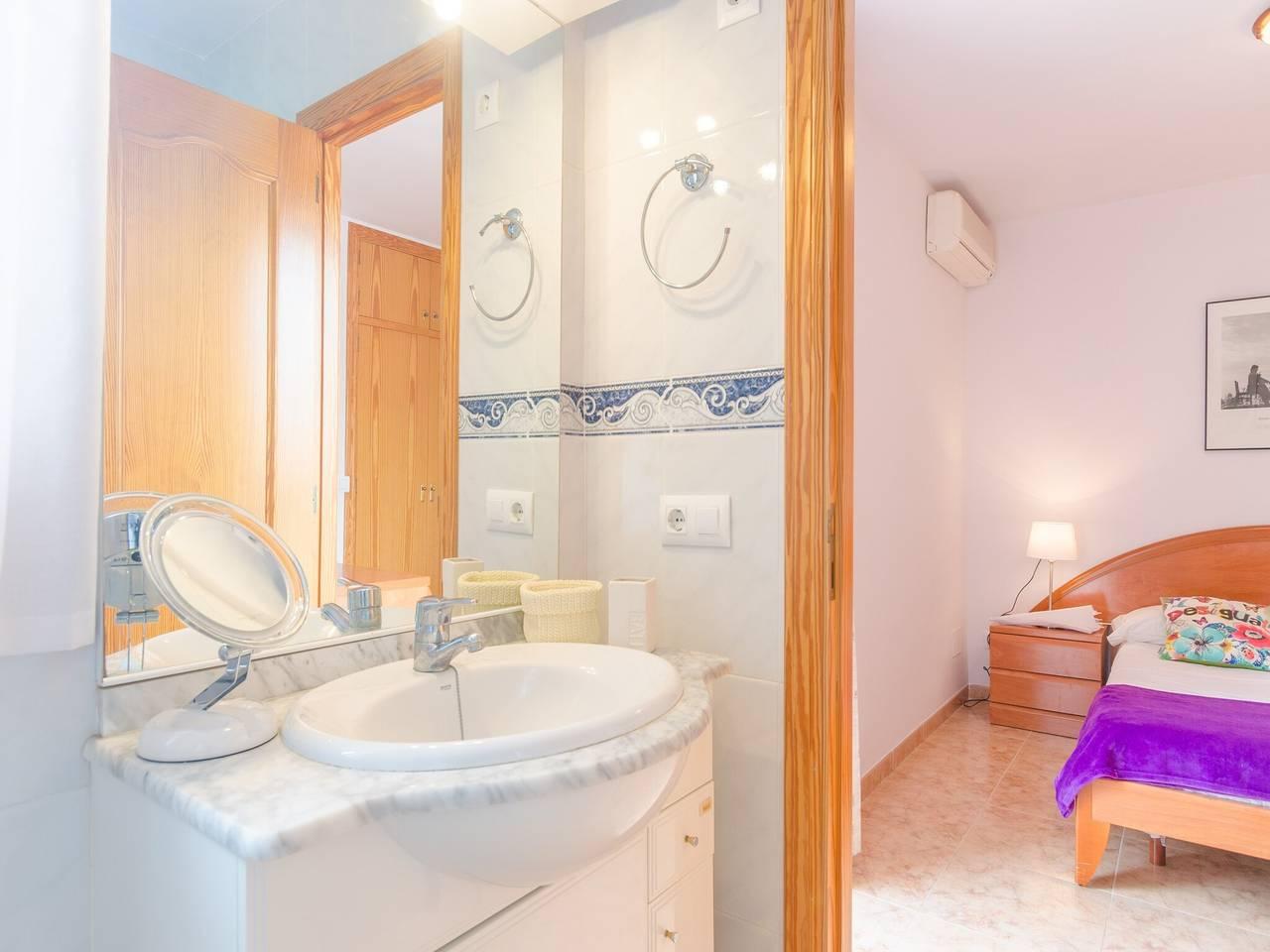 Chalet in Alcúdia bij het strand in Playa de Alcúdia, Alcúdia, Spanje voor 5 personen foto 24