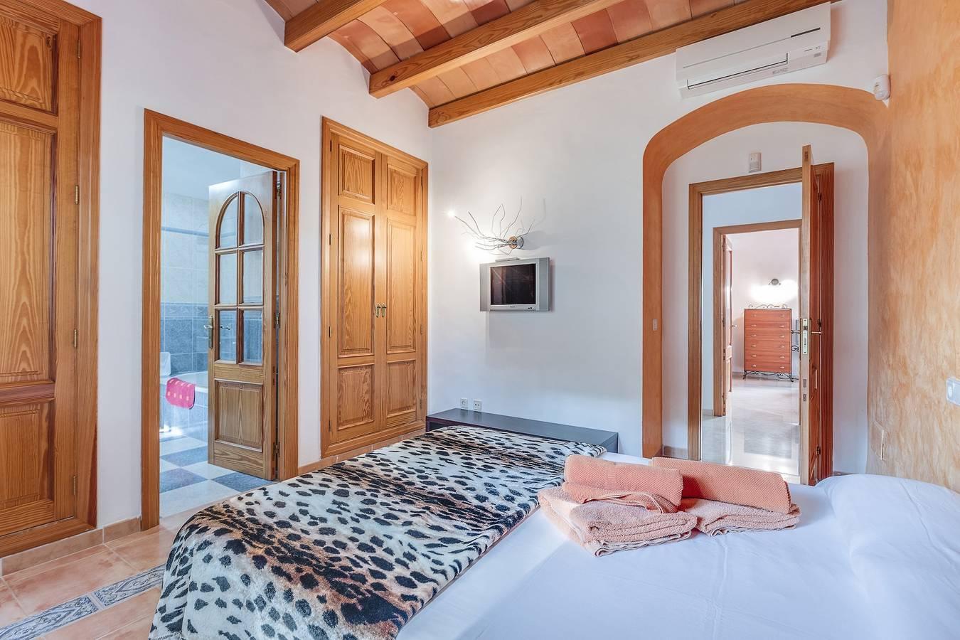 Villa met balkon in Playa de Alcúdia, Alcúdia, Spanje voor 8 personen foto 22