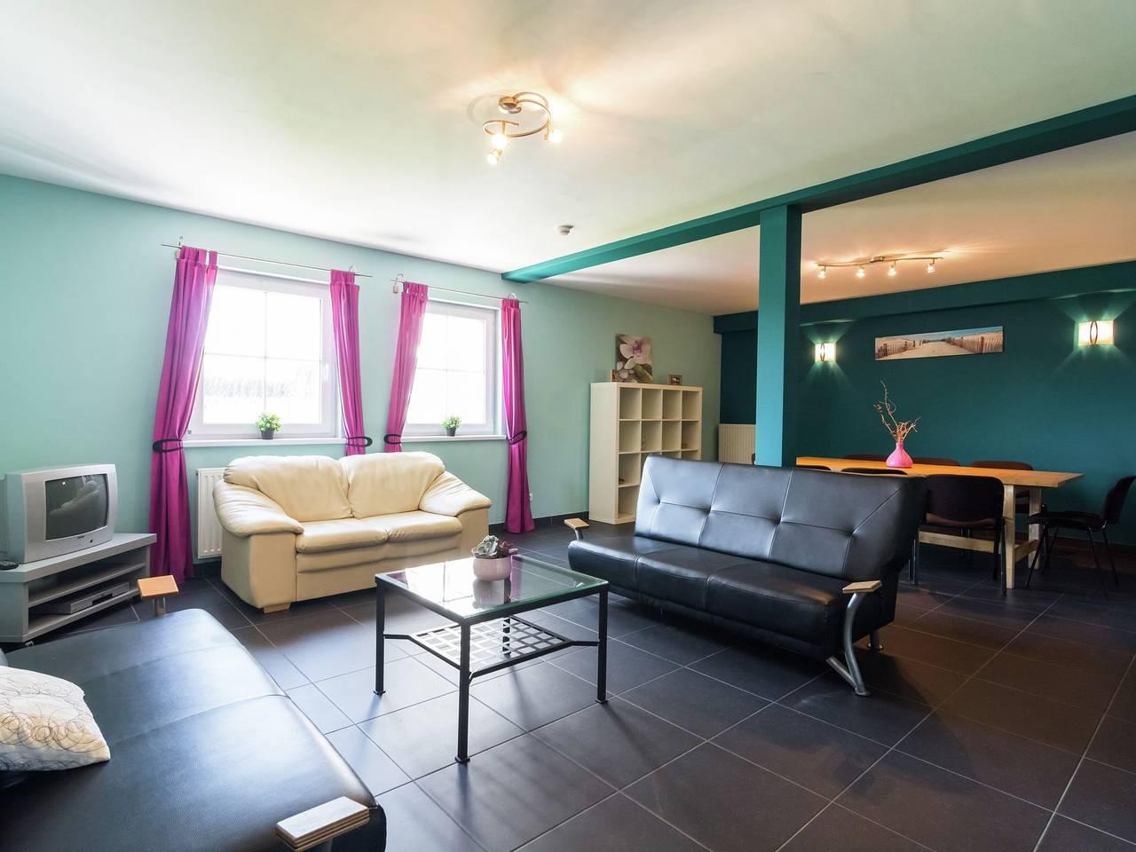 Vakantiehuis in Léglise vanaf 378€ per nacht