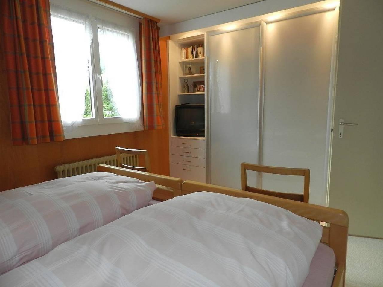La Sarine 124 in Gstaad, Saanen, Zwitserland voor 4 personen foto 19