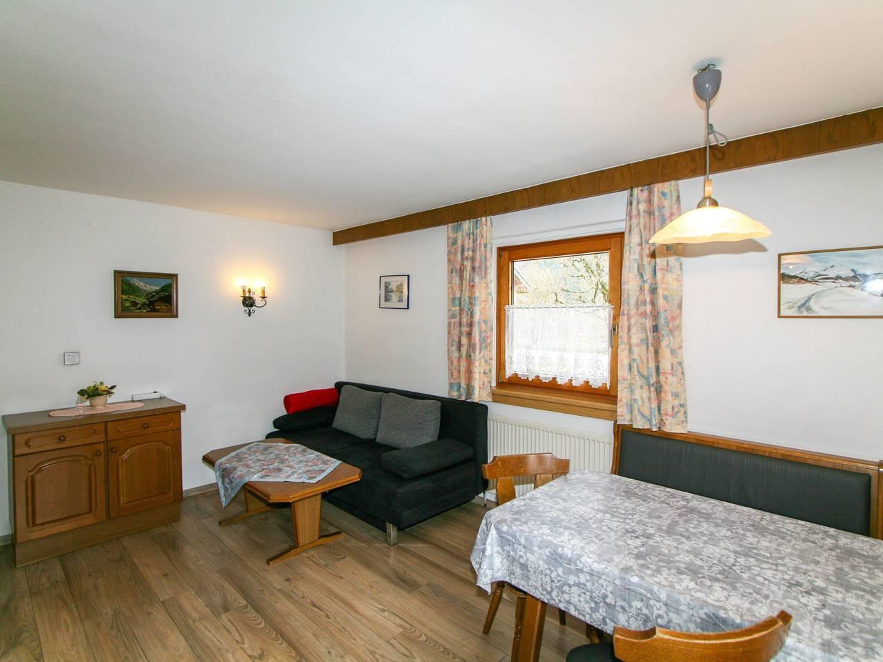 Sonnenheim met 2 slaapkamers en binnenzwembad in Mayrhofen, Zillertaler Alpen, Oostenrijk voor 4 personen foto 19