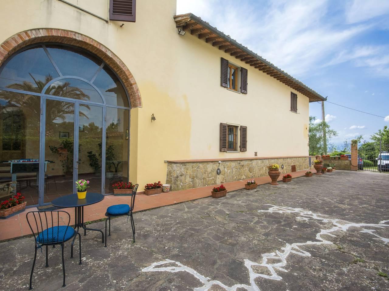 Vakantiehuis in Scandicci, Italië voor 9 personen foto 2