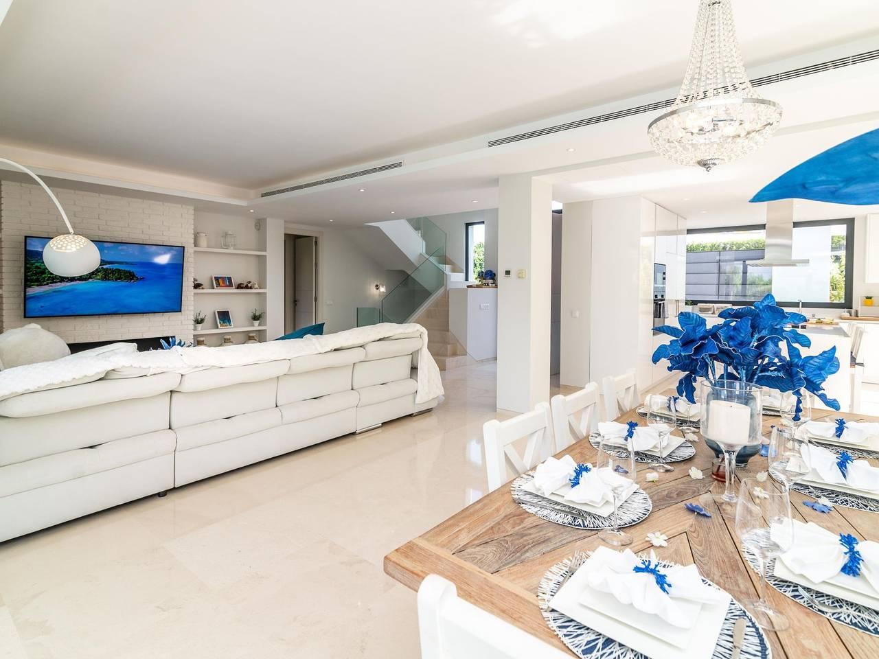 Vakantiehuis met jacuzzi en zwembad in Estepona, Spanje voor 10 personen foto 20
