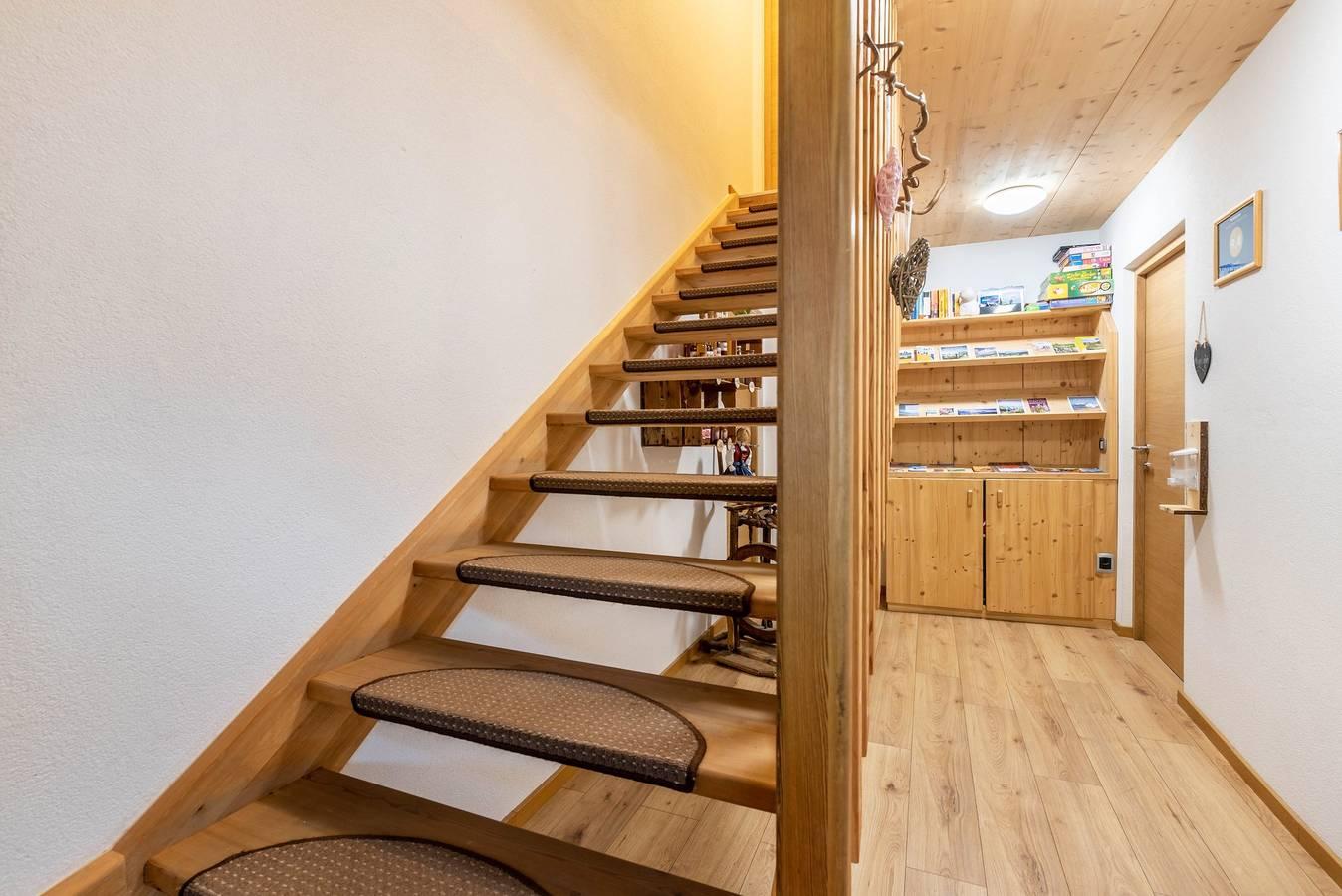 Appartement 'Kehrerhof - Panorama' met uitzicht op de bergen, balkon & in Ellen, St. Lorenzen, Italië voor 8 personen foto 24