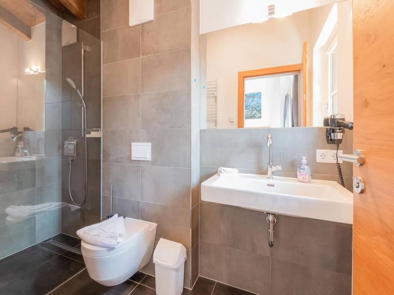 Chalet in Niedernsill bij Skigebieden in Niedernsill, Pinzgau, Oostenrijk voor 10 personen foto 24