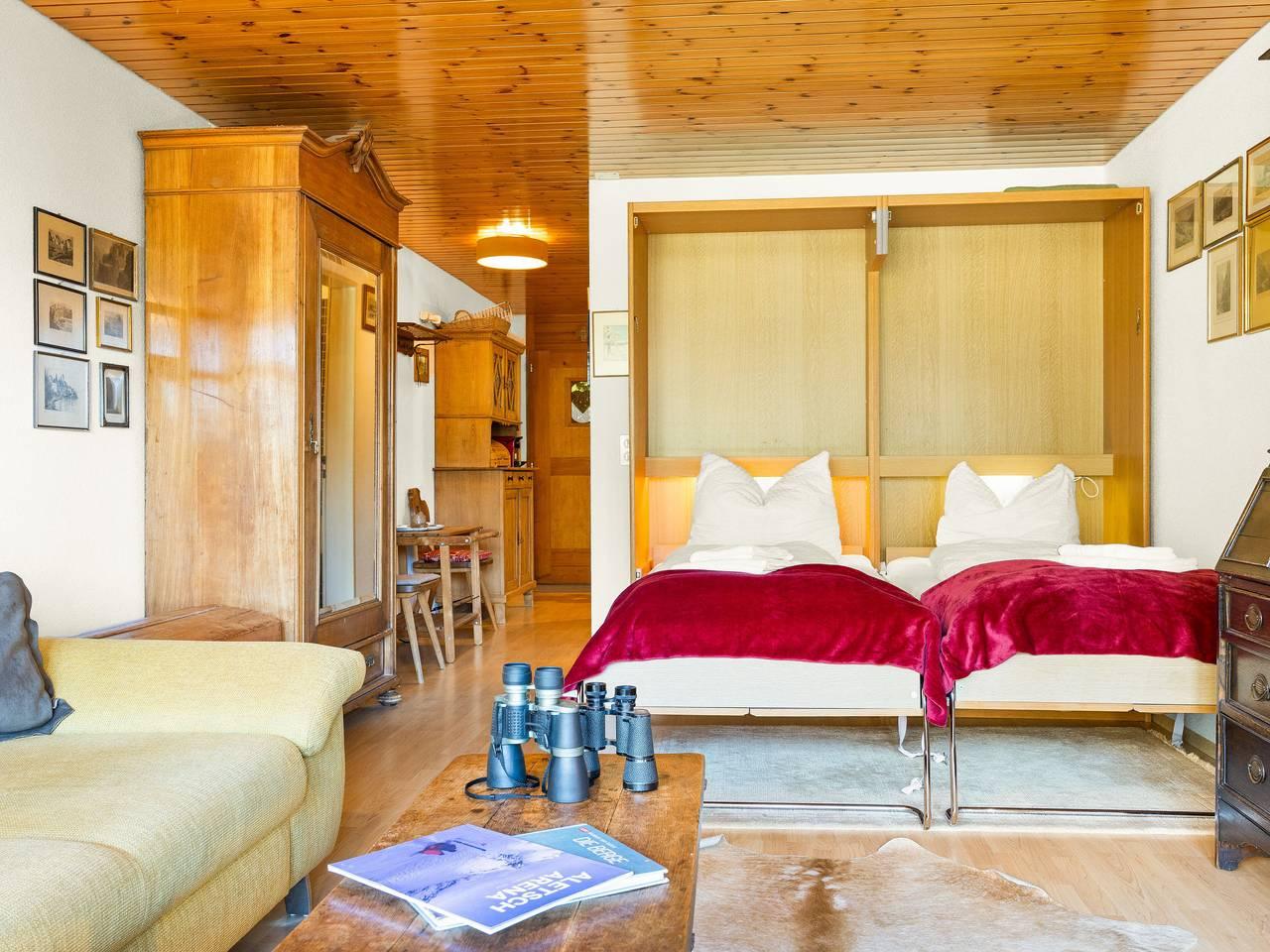 Vakantieappartement met speeltuin en 1 slaapkamer en balkon in Ernen, Aletsch Arena, Zwitserland voor 2 personen foto 4