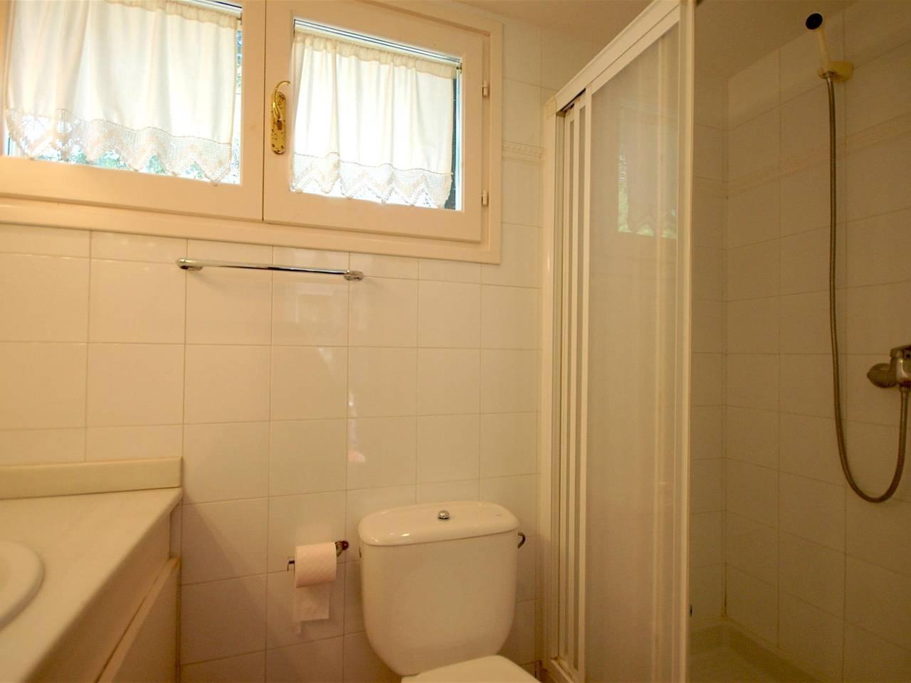 Vakantiehuis met zwembad en airconditioning in Cala l'Infern (Tossa de Mar), Tossa de Mar, Spanje voor 8 personen foto 24
