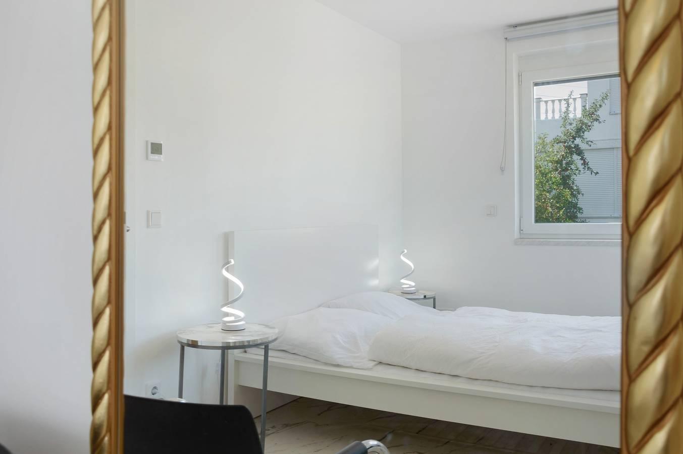 Luxe nieuwbouwvilla met tuin, terras, airconditioning en wifi in Oberasbach, Franken, Duitsland voor 10 personen foto 22