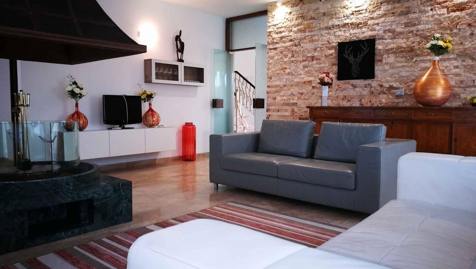 Villa met uitzicht op het meer in Lazise, Garda Bergen, Italië voor 8 personen foto 24