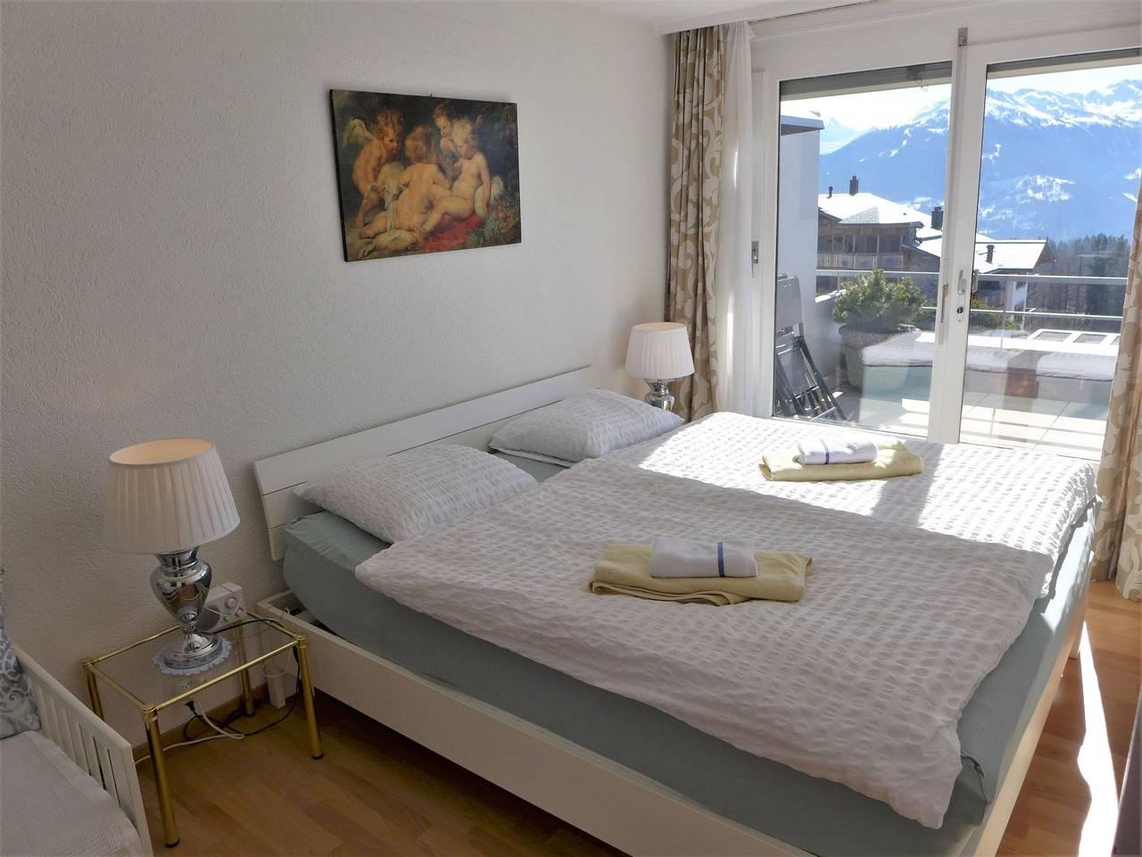 Vakantieappartement met sauna en binnenzwembad en 1 slaapkamer en balkon in Crans-Montana, Zwitserland voor 2 personen foto 16