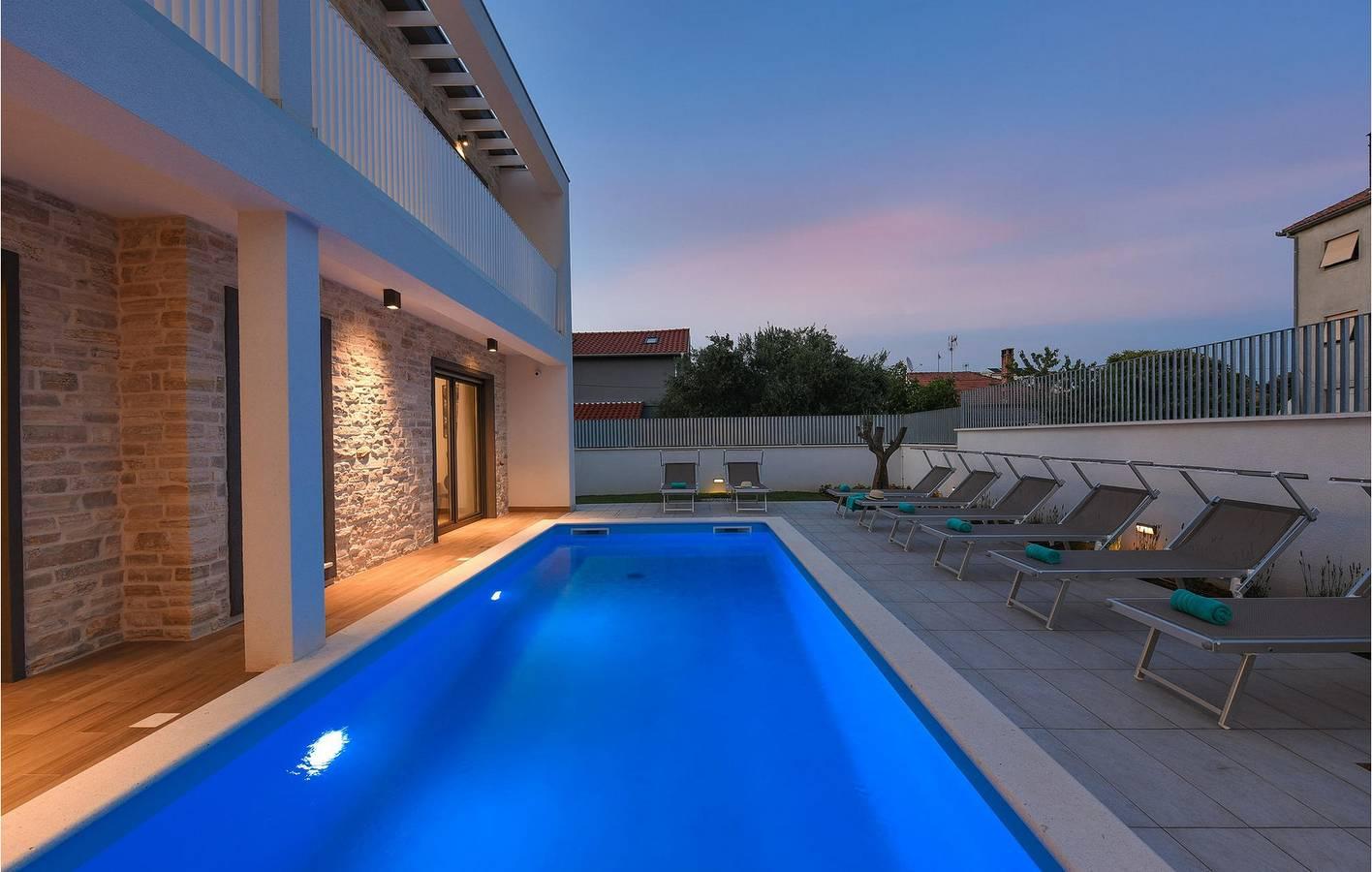 Ruim appartement van 150 m² met zwembad, wifi in Zadar Stad, Zadar (Municipality), Kroatië voor 8 personen foto 20