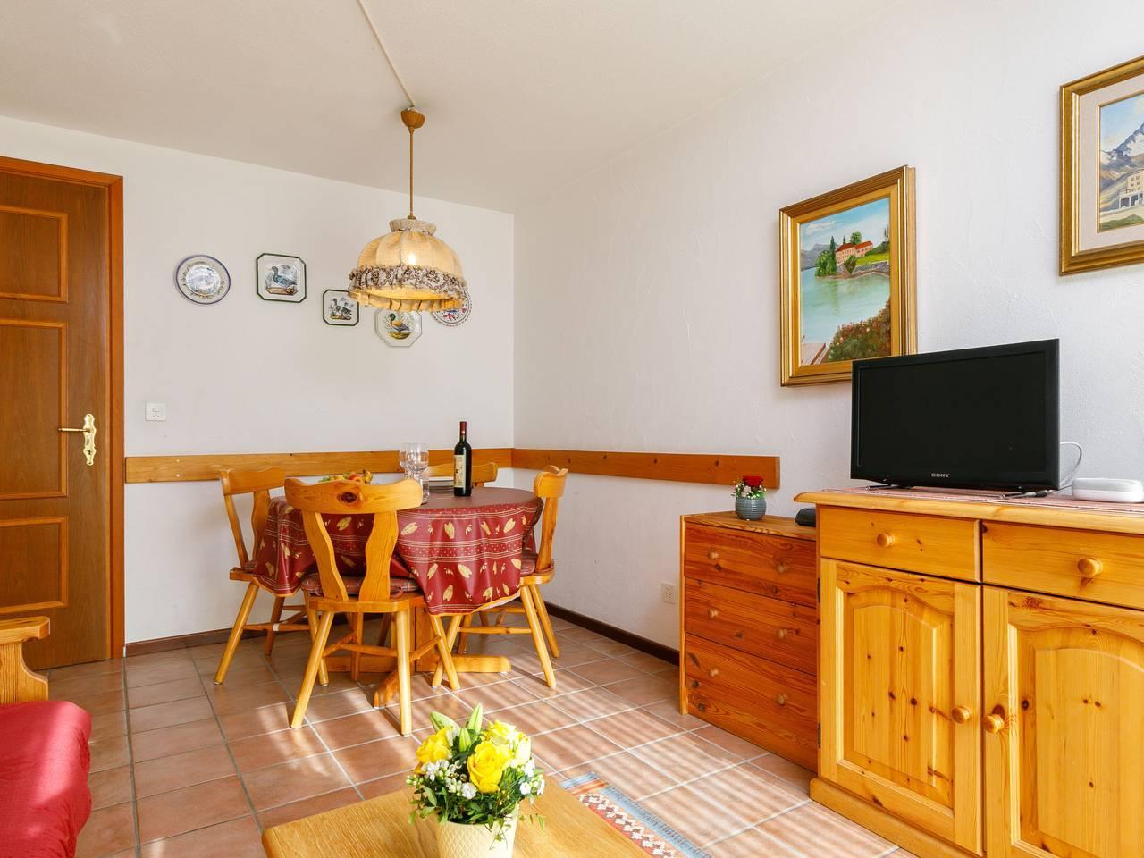 Vakantieappartement met speeltuin in Silvaplana-Surlej, Silvaplana, Zwitserland voor 2 personen foto 9
