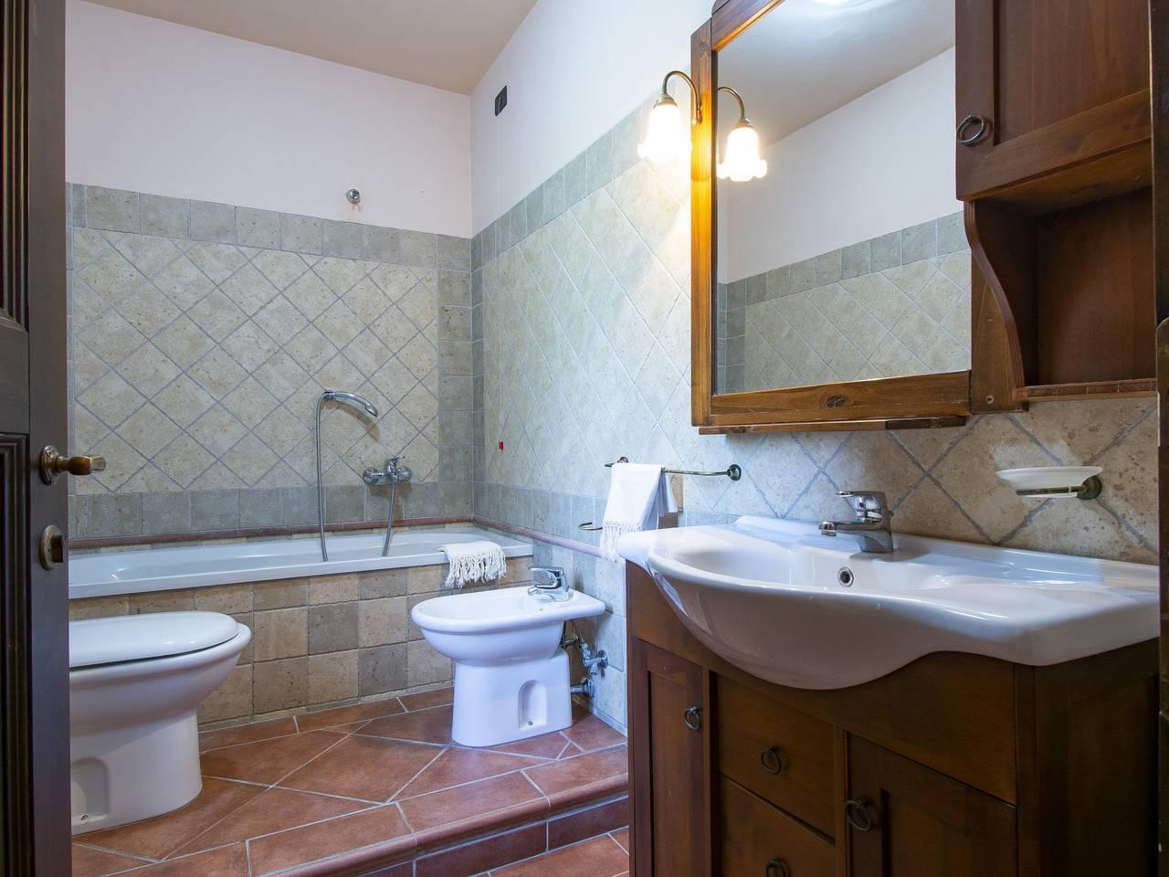 Casa dei Ciliegi in Gambassi Terme, Chianti, Italië voor 13 personen foto 22
