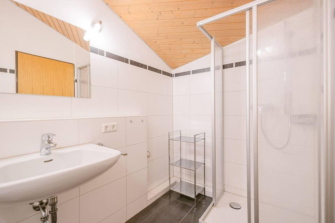 Vakantieappartement met balkon en 1 slaapkamer en terras in Immenstaad am Bodensee, Duitsland voor 4 personen foto 19