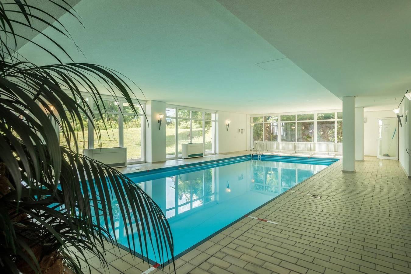 Modern appartement "Luzia" met zwembad in Schönwald im Schwarzwald, Zuidelijk Zwarte Woud, Duitsland voor 4 personen foto 24