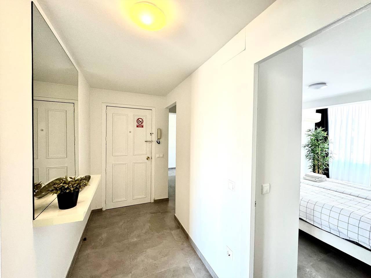 Vista playa in La Carihuela, Torremolinos, Spanje voor 4 personen foto 21