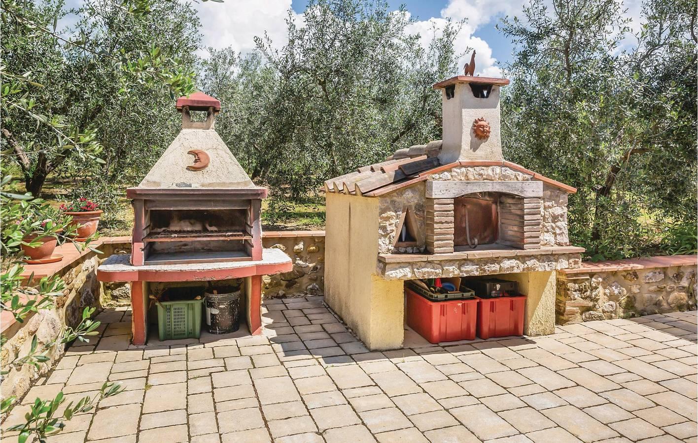 Gezellig 1BR Appartement met Tuin, Parkeerplaats & WiFi in Poggibonsi, Provincie Siena, Italië voor 4 personen foto 21