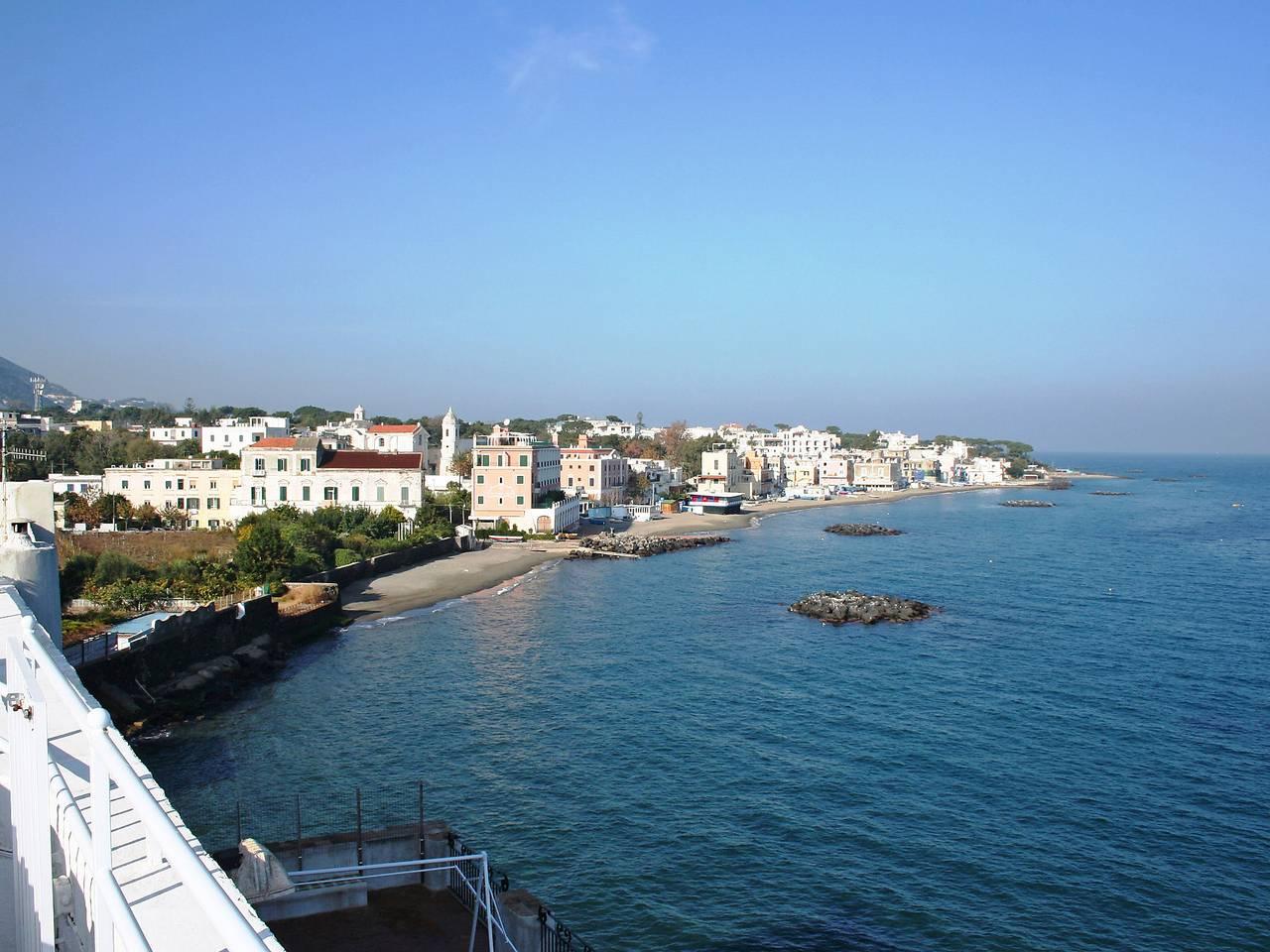 Lo Scuopolo in Spiaggia dei Pescatori (Ischia City), Ischia Stad, Italië voor 4 personen foto 22