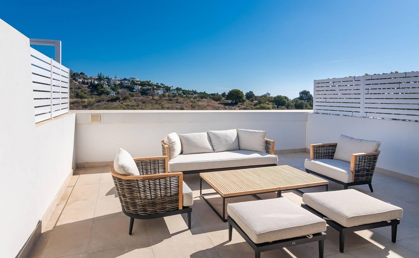 Luxurious Townhouse & Rooftop Plunge Pool in Playa de La Cala - El Torreón (Mijas), Mijas, Spanje voor 8 personen foto 23