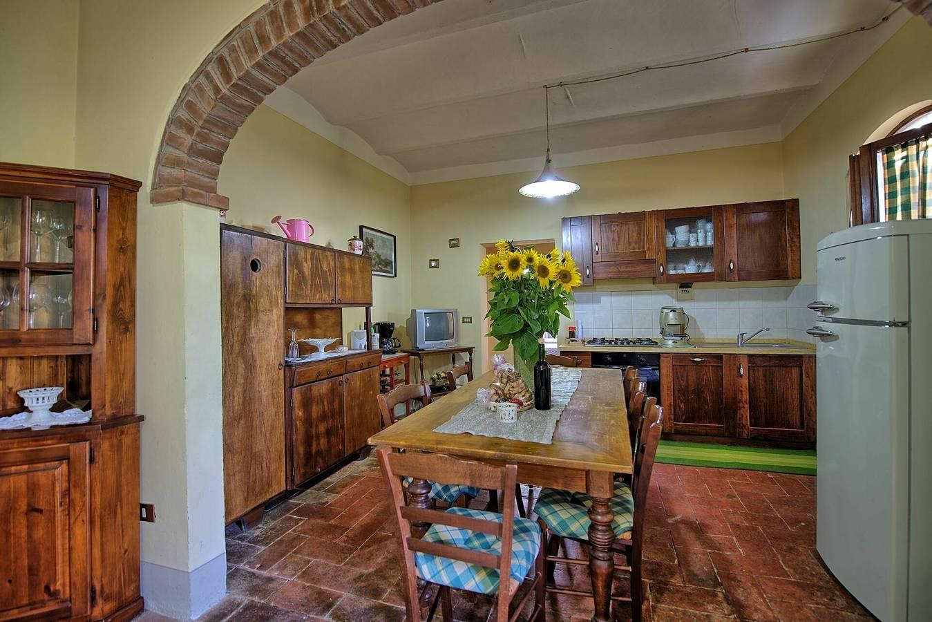 Casa Catia in Arezzo, Provincie Arezzo, Italië voor 12 personen foto 23