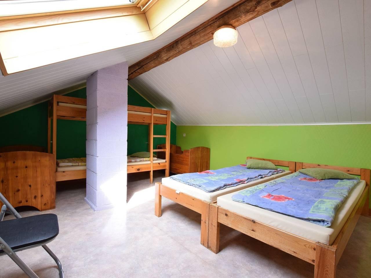 Huisje in Petite Langlire met bubbelbad in Montleban, Gouvy, België voor 22 personen foto 23