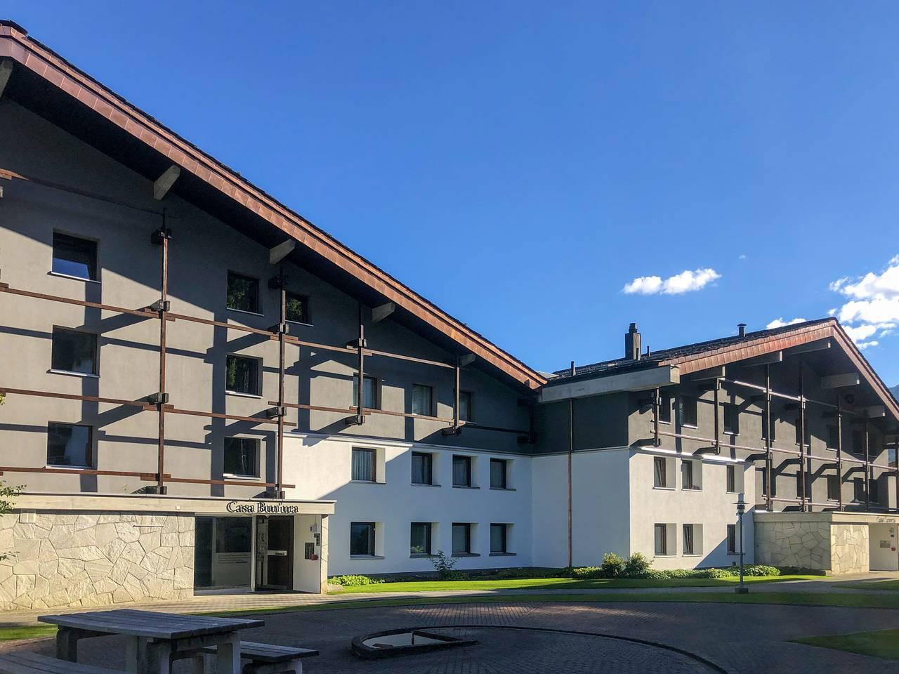 Vakantieappartement met binnenzwembad en zwembad in Disentis, Surselva, Zwitserland voor 6 personen foto 24