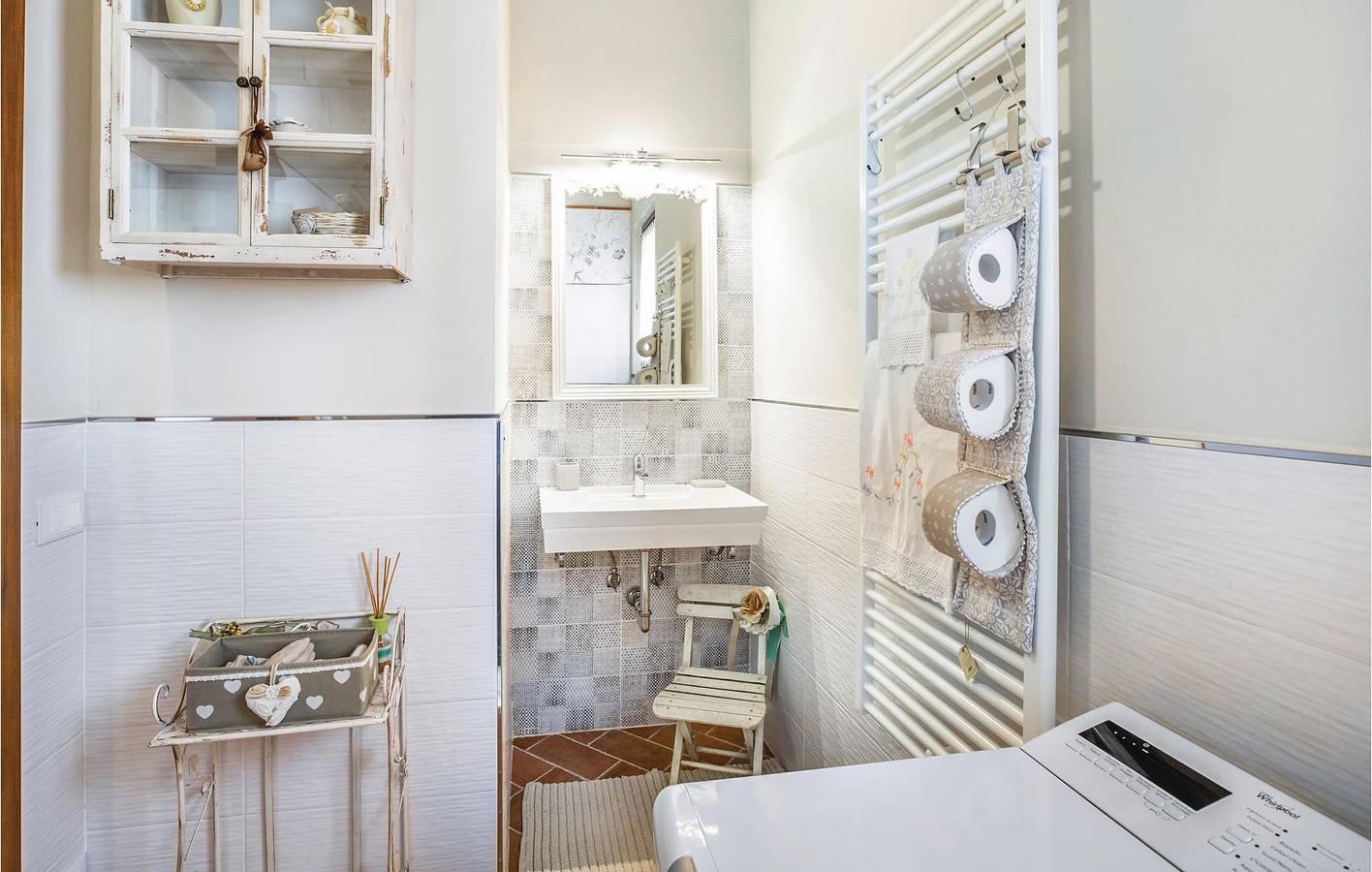Gezellig 1BR Appartement met Tuin, Parkeerplaats & WiFi in Poggibonsi, Provincie Siena, Italië voor 4 personen foto 19