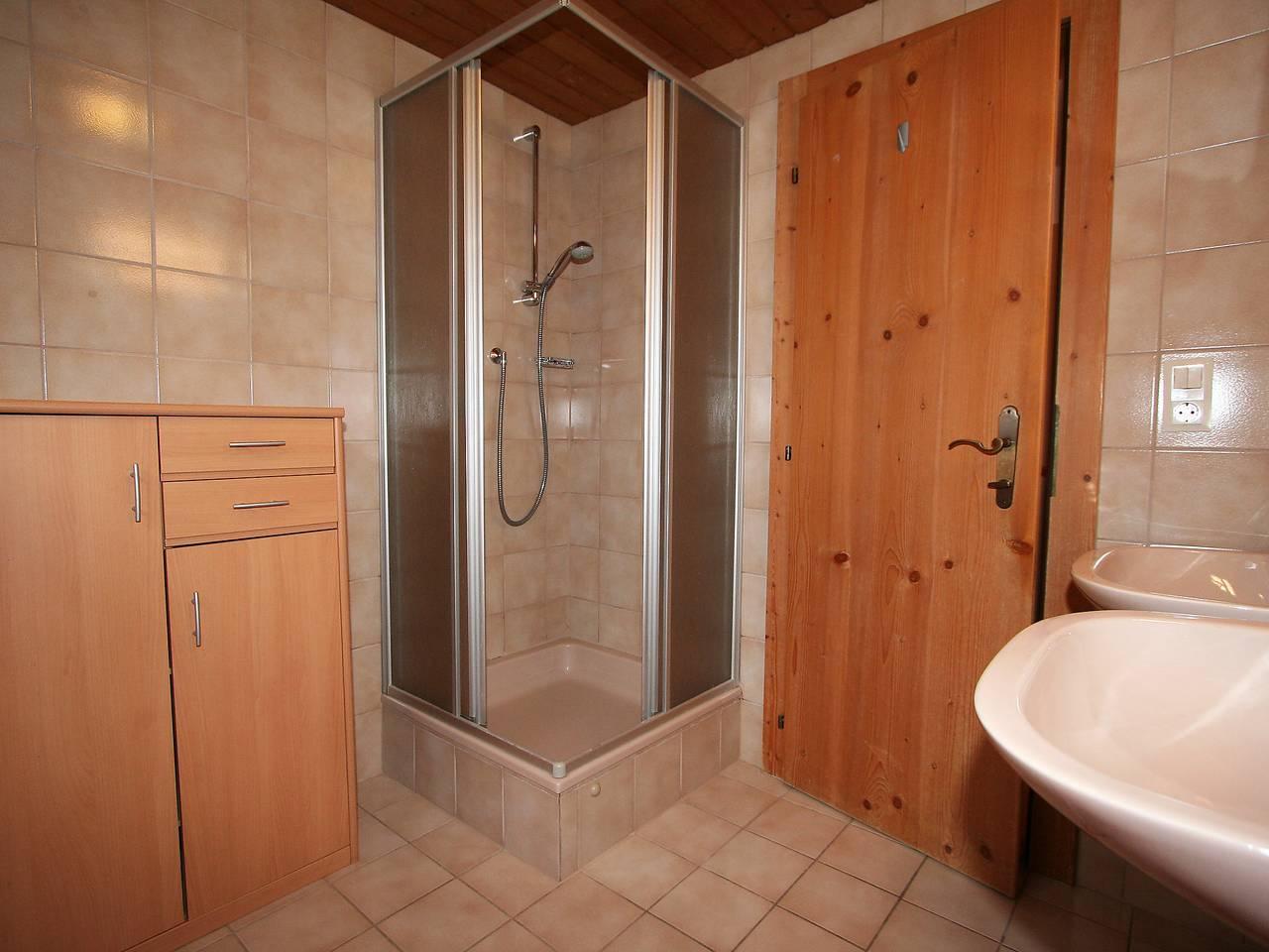 Sonnenheim met 2 slaapkamers en binnenzwembad in Mayrhofen, Zillertaler Alpen, Oostenrijk voor 4 personen foto 7