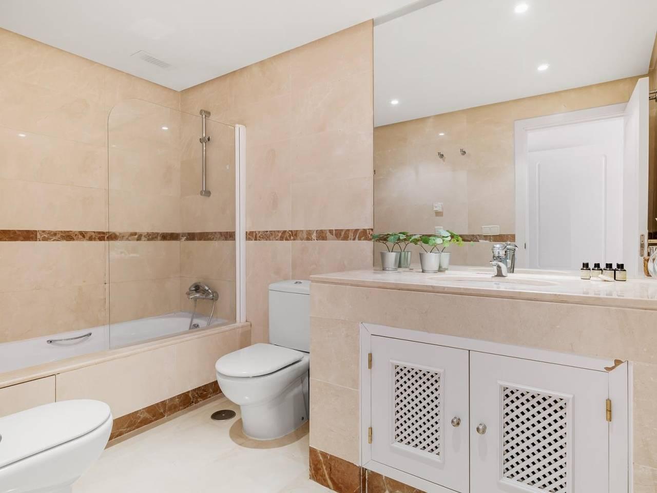 Vakantieappartement met zwembad en ligging bij zee in San Pedro Alcántara, Marbella, Spanje voor 4 personen foto 22