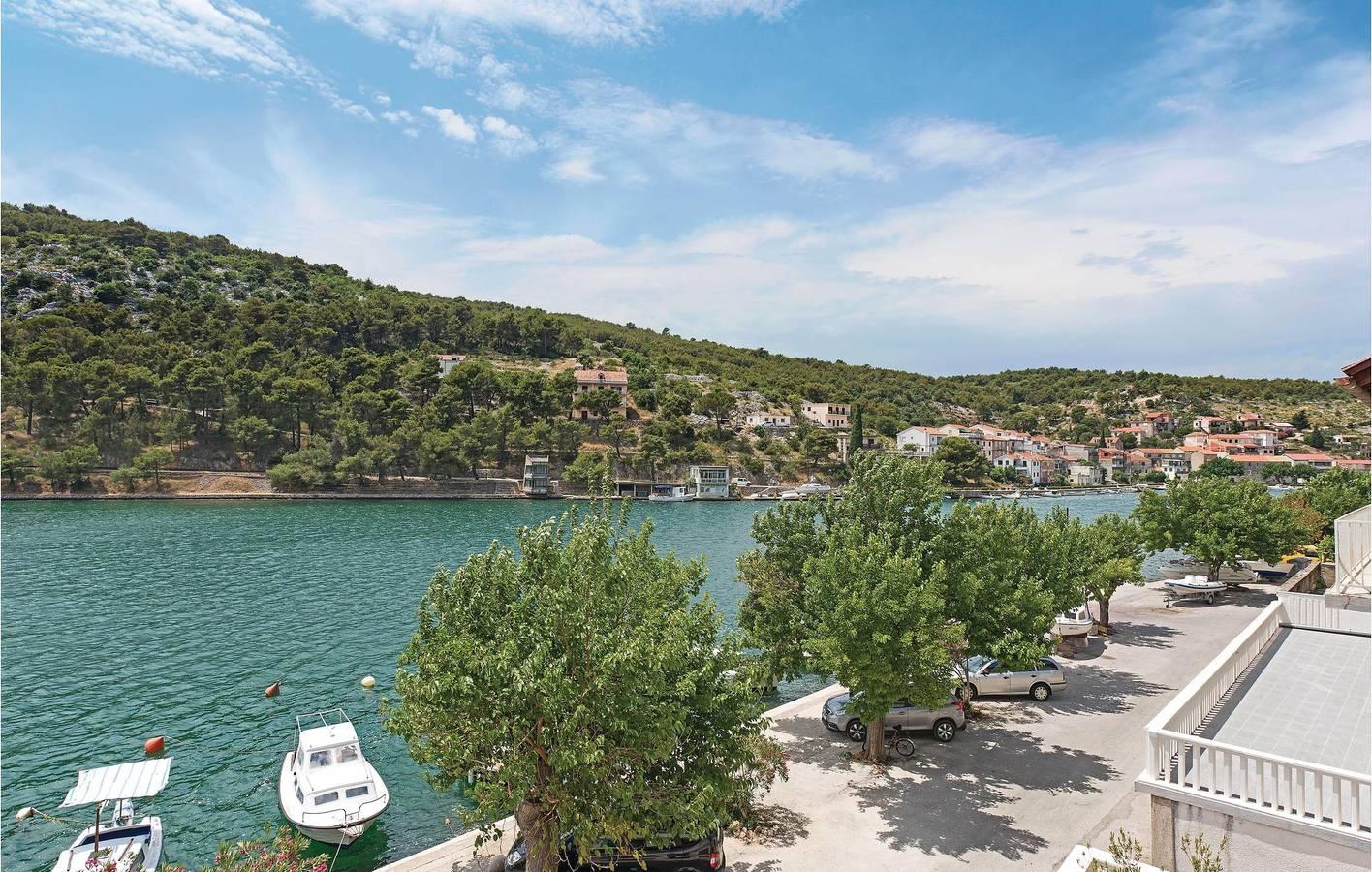 Charmant appartement met 2 slaapkamers, zwembad en terras vlak in Raslina, Šibenik-Knin, Kroatië voor 12 personen foto 21