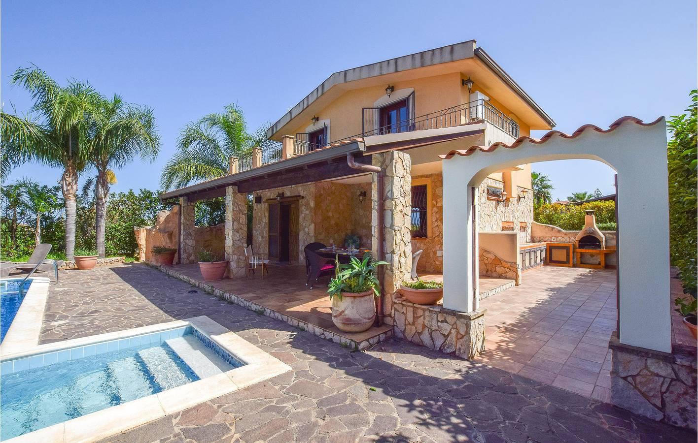 Vakantiehuis in Vallo di Mazara vanaf 172€ per nacht