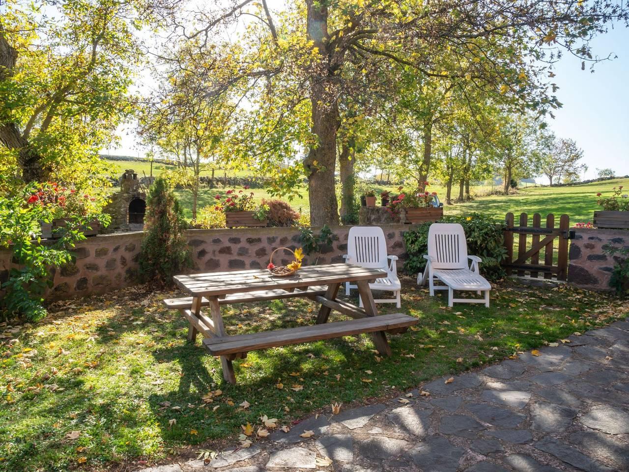 Vakantiehuis in Auvergne, Frankrijk voor 8 personen foto 3