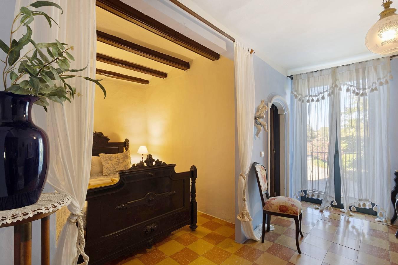 Villa 'La Masia' met uitzicht op de bergen, privézwembad en Wifi in El Bruc, Spanje voor 24 personen foto 25
