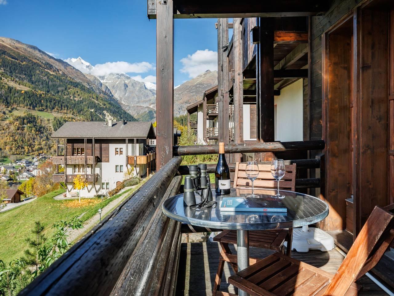 Vakantieappartement met speeltuin en 1 slaapkamer en balkon in Ernen, Aletsch Arena, Zwitserland voor 2 personen foto 7