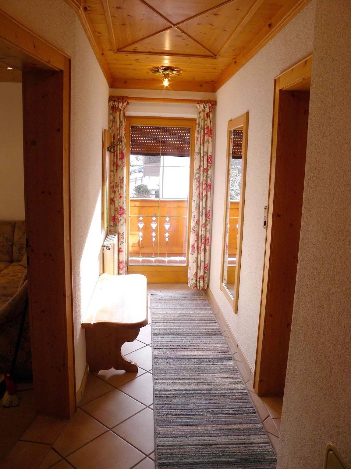 Vakantiewoning aan de rand van het dorp in St. Johann in Tirol, Kaisergebirge, Oostenrijk voor 8 personen foto 22