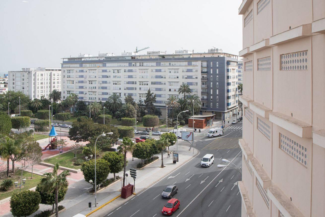 Vakantieappartement met balkon/terras in Playa La Victoria, Cádiz, Spanje voor 4 personen foto 24