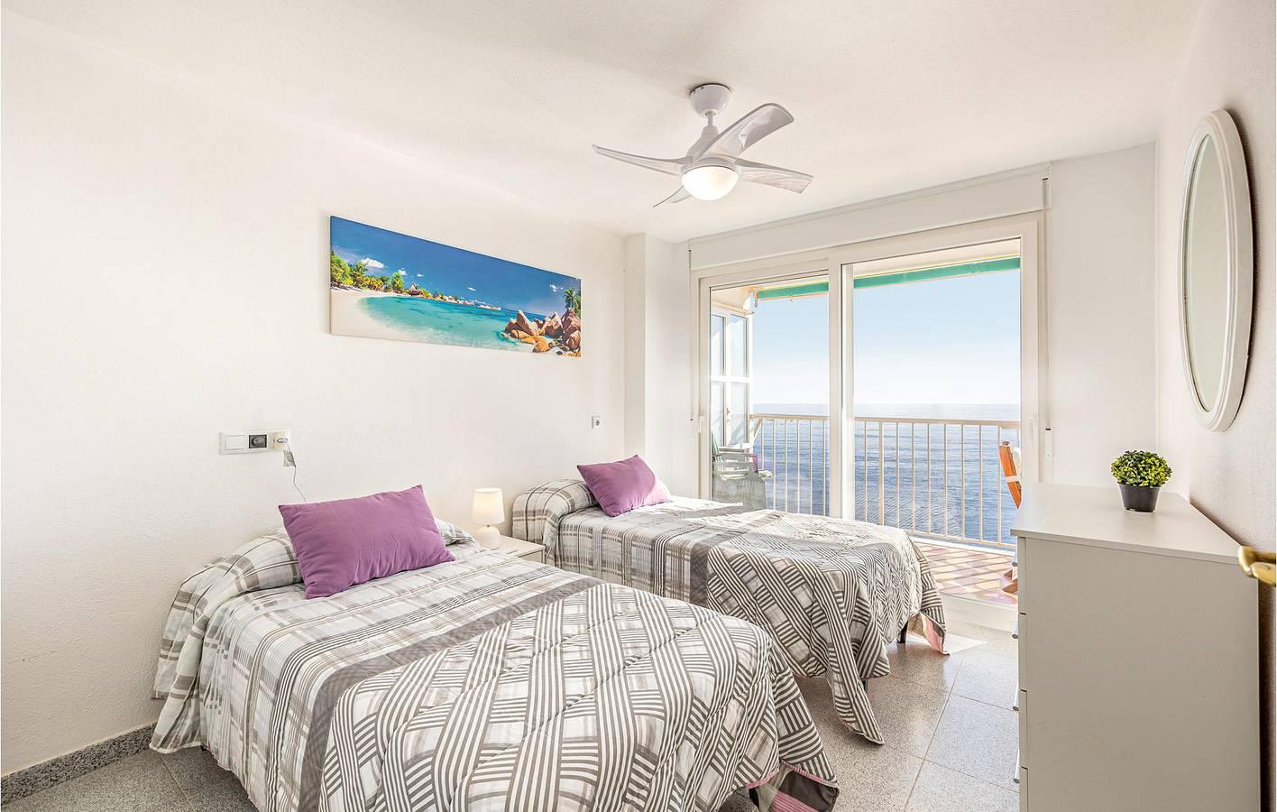 Appartement aan het strand in Platja de l'Horta-Mutxavista (San Juan Playa), El Campello, Spanje voor 6 personen foto 24