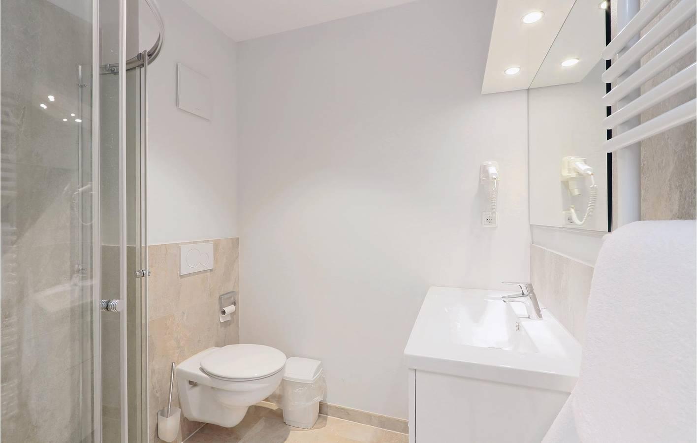 Vakantieappartement met zwembad en ligging bij een meer in Priwall, Lübeck, Duitsland voor 4 personen foto 19