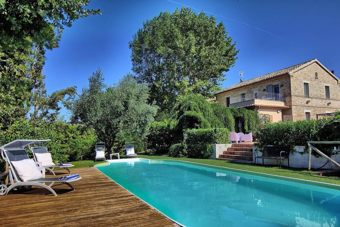 Vakantiehuis in Ostra, Italië voor 8 personen
