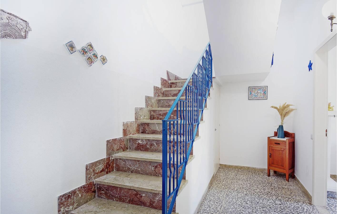 Appartement met zeezicht, airco, parkeerplaats en keuken in Cava d'Aliga, Scicli, Italië voor 12 personen foto 21