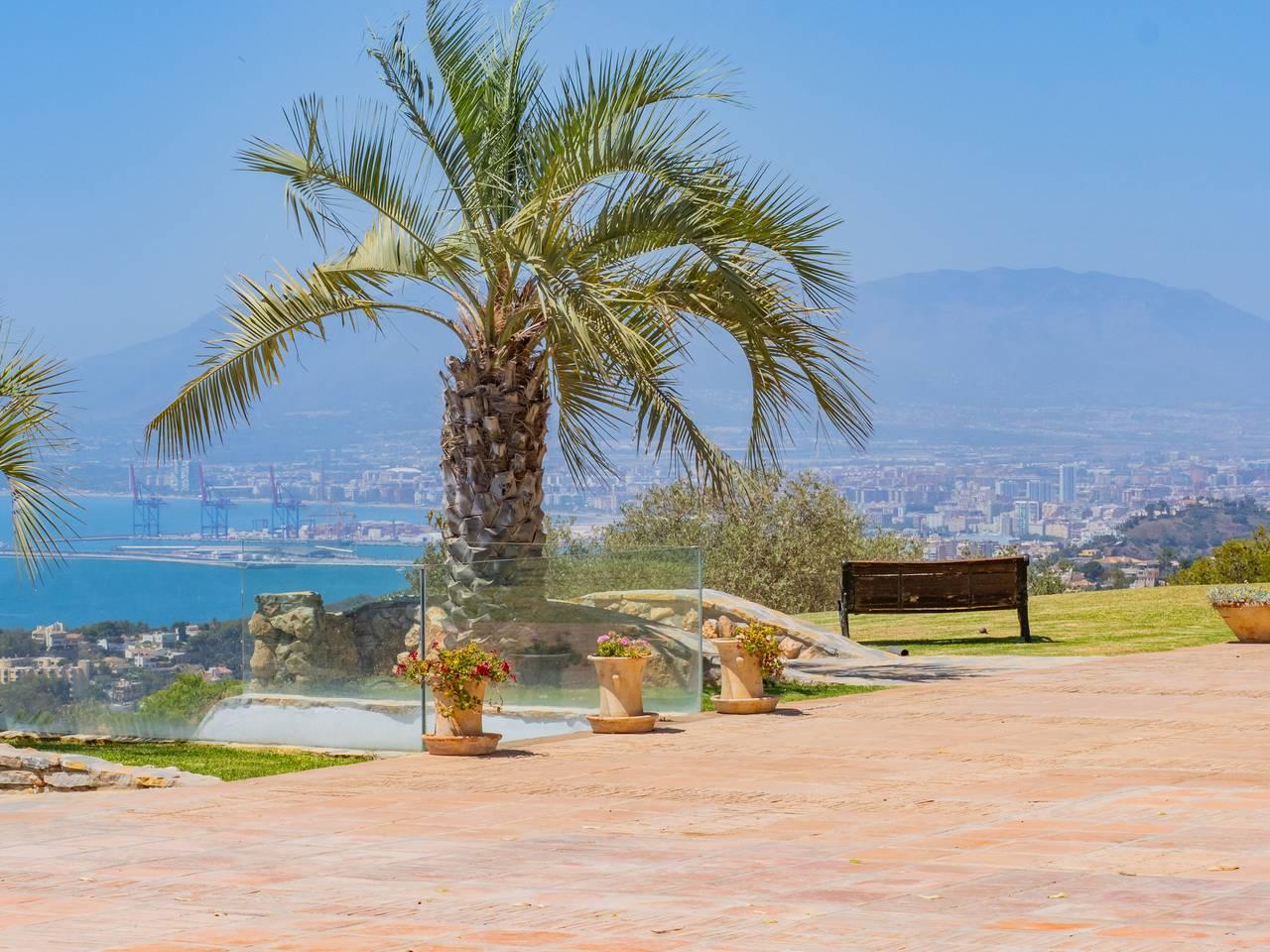 Cubo's Mountain Bayview Luxury Villa in Málaga (Este), Malaga, Spanje voor 12 personen foto 20