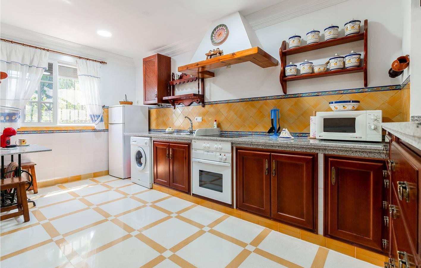 Gezellig Aguilar Appartement met Zwembad & in Aguilar de la Frontera, Córdoba Provincie, Spanje voor 10 personen foto 20