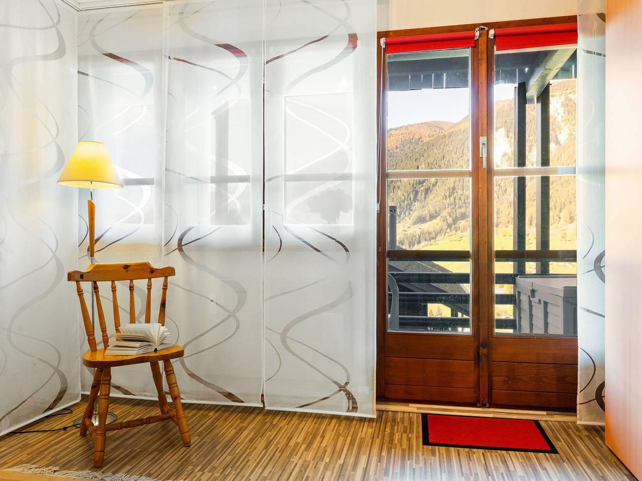 Vakantieappartement met speeltuin en 1 slaapkamer en balkon in Ernen, Aletsch Arena, Zwitserland voor 2 personen foto 15